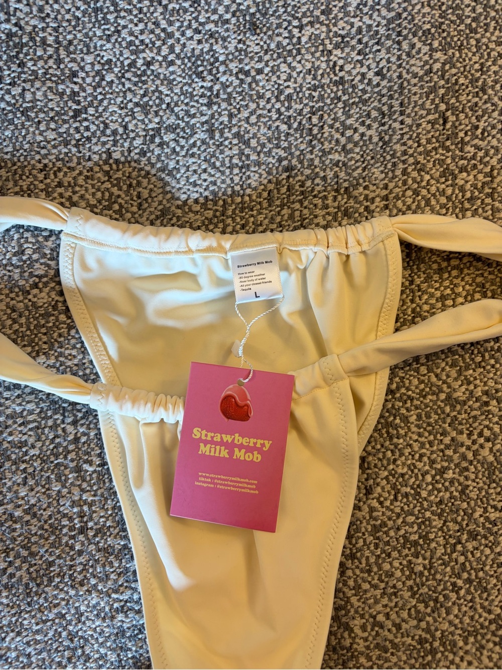 Strawberry Milk Mob Cream Bikini (Dolce far style)